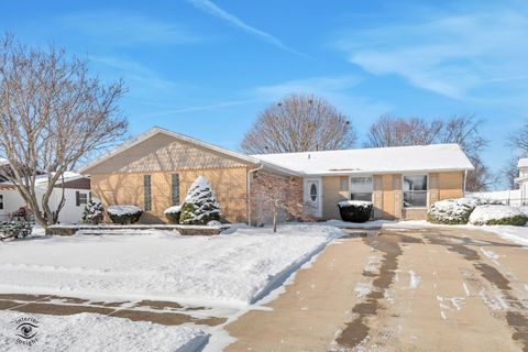 Tiny photo for 817 Stonewall Drive, Bourbonnais, IL 60914 (MLS # 12556087)