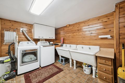 Tiny photo for 691 Lake Avenue, Crystal Lake, IL 60014 (MLS # 12410735)