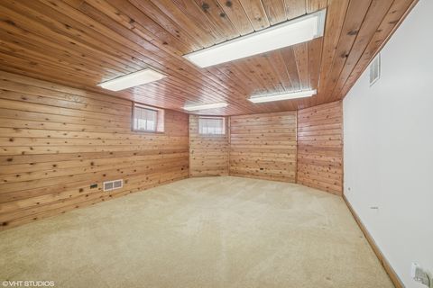 Tiny photo for 691 Lake Avenue, Crystal Lake, IL 60014 (MLS # 12410735)