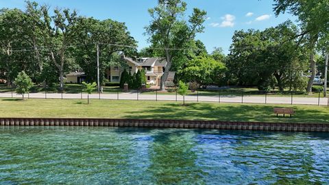 Tiny photo for 691 Lake Avenue, Crystal Lake, IL 60014 (MLS # 12410735)