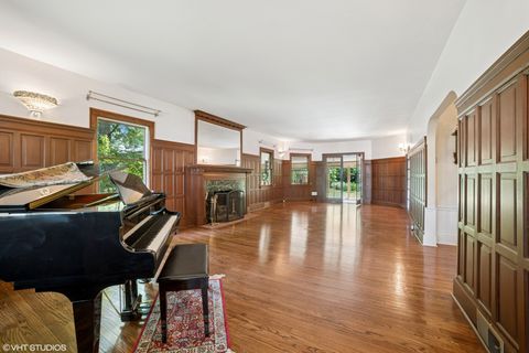 Tiny photo for 691 Lake Avenue, Crystal Lake, IL 60014 (MLS # 12410735)