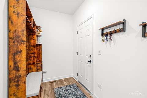 Tiny photo for 505 Timber Oak Lane, Yorkville, IL 60560 (MLS # 12706249)