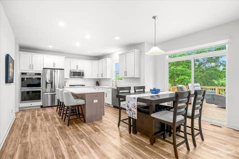 Tiny photo for 505 Timber Oak Lane, Yorkville, IL 60560 (MLS # 12706249)