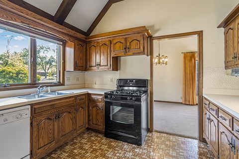 Tiny photo for 1004 Valley Lane, Lockport, IL 60441 (MLS # 12448178)