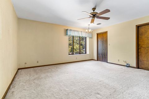 Tiny photo for 1004 Valley Lane, Lockport, IL 60441 (MLS # 12448178)