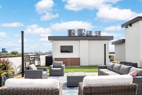 Tiny photo for 1801 W Chicago Avenue #4E, Chicago, IL 60622 (MLS # 12477661)