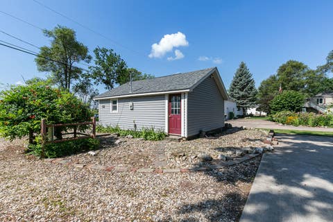 Tiny photo for 1703 S Shore Drive, Moline, IL 61265 (MLS # 12730078)