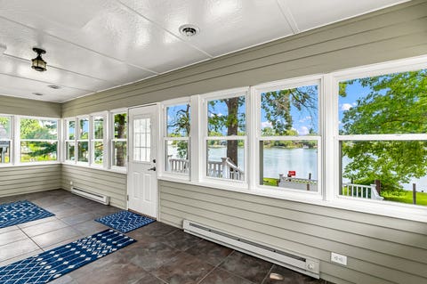 Tiny photo for 1703 S Shore Drive, Moline, IL 61265 (MLS # 12730078)