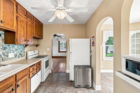 Tiny photo for 1703 S Shore Drive, Moline, IL 61265 (MLS # 12730078)