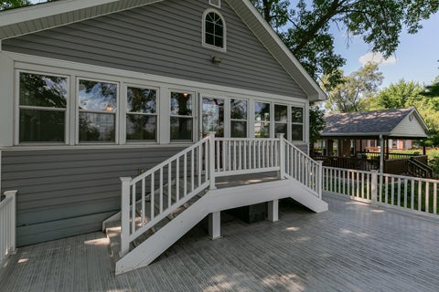 Tiny photo for 1703 S Shore Drive, Moline, IL 61265 (MLS # 12730078)