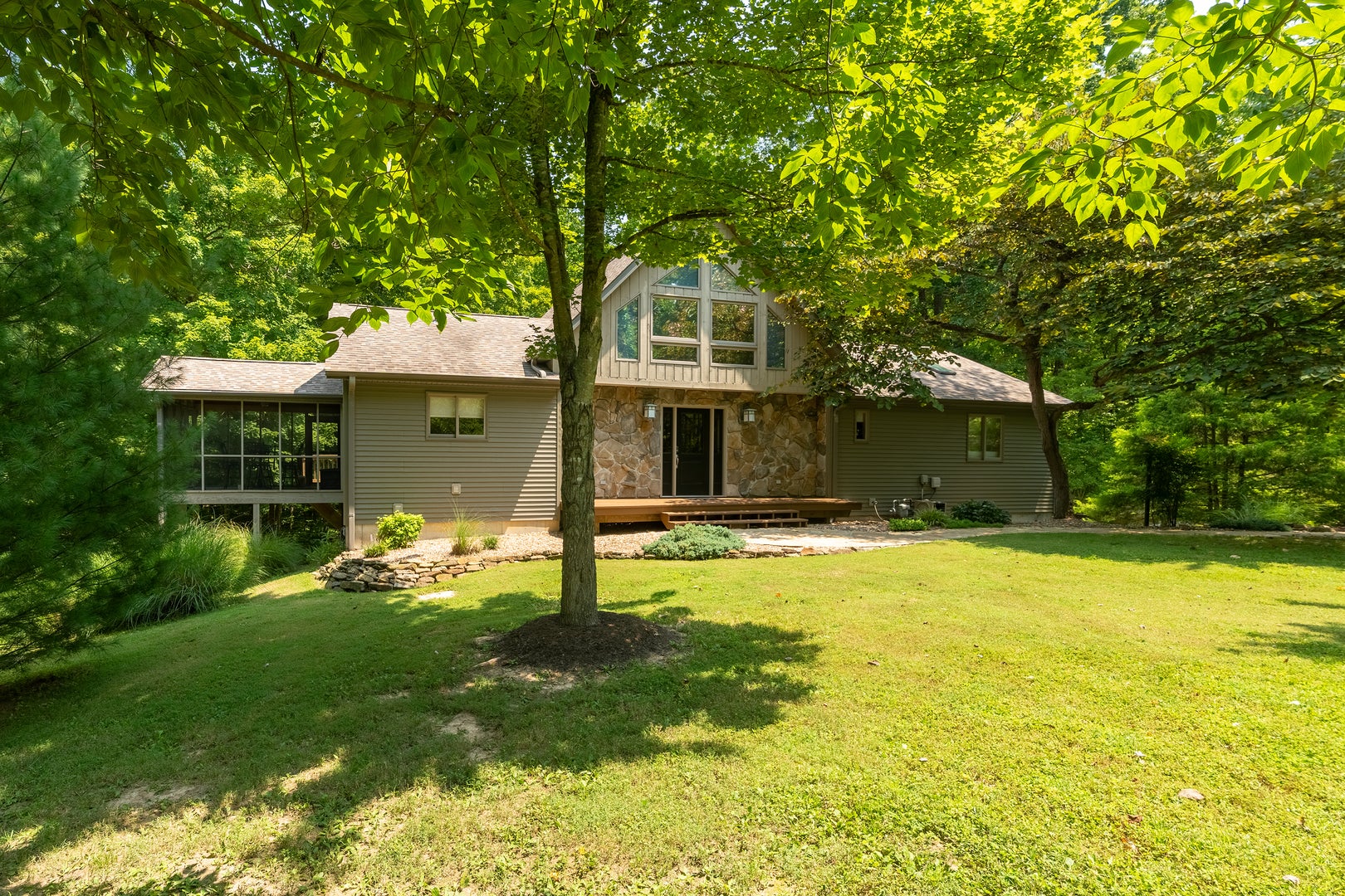 3 Iroquois Trail