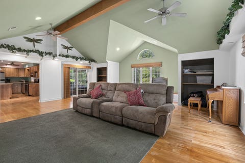 Tiny photo for 38690 N Boulevard View Avenue, Wadsworth, IL 60083 (MLS # 12718247)