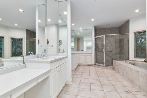 Tiny photo for 1 Briarwood Lane, Lincolnshire, IL 60069 (MLS # 12748010)