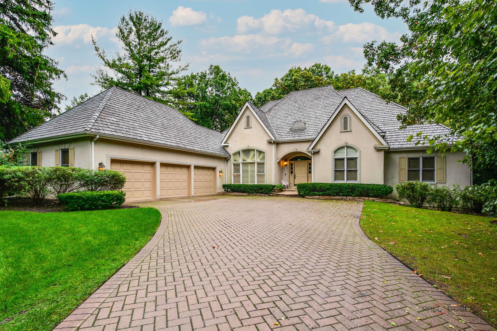 1 Briarwood Lane