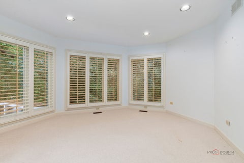 Tiny photo for 1 Briarwood Lane, Lincolnshire, IL 60069 (MLS # 12748010)