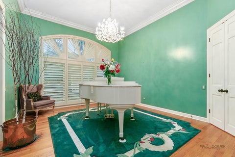 Tiny photo for 1 Briarwood Lane, Lincolnshire, IL 60069 (MLS # 12748010)