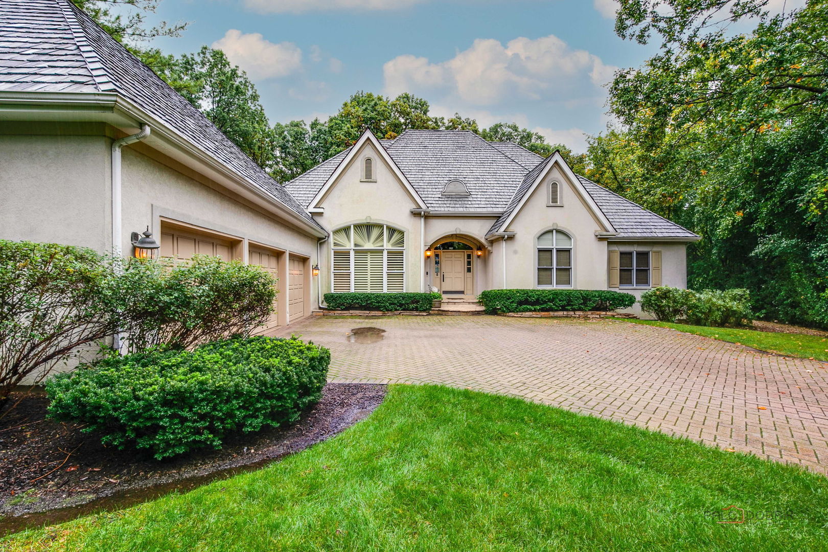 1 Briarwood Lane