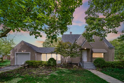 Tiny photo for 402 Miami Street, Joliet, IL 60432 (MLS # 12447059)