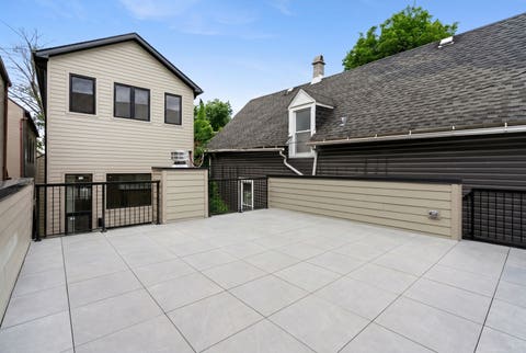 Tiny photo for 1442 W Fletcher Street, Chicago, IL 60657 (MLS # 12685386)