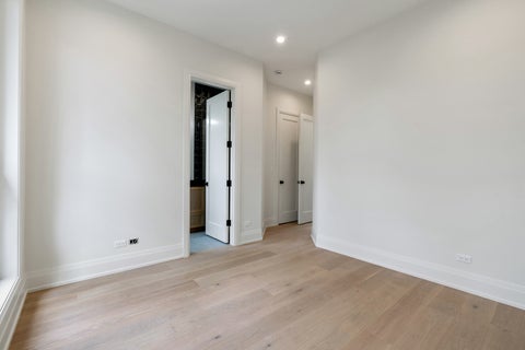 Tiny photo for 1442 W Fletcher Street, Chicago, IL 60657 (MLS # 12685386)