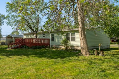 Tiny photo for 104 S Wells Street, Duquoin, IL 62832 (MLS # 12621184)