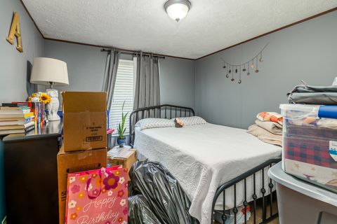 Tiny photo for 104 S Wells Street, Duquoin, IL 62832 (MLS # 12621184)