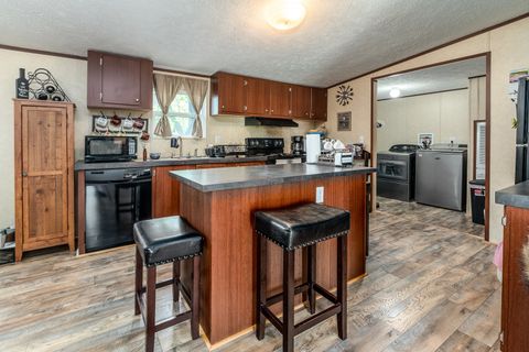 Tiny photo for 104 S Wells Street, Duquoin, IL 62832 (MLS # 12621184)