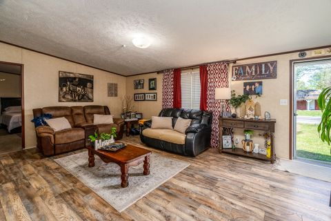 Tiny photo for 104 S Wells Street, Duquoin, IL 62832 (MLS # 12621184)