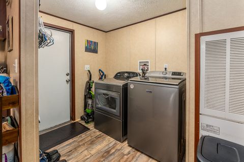 Tiny photo for 104 S Wells Street, Duquoin, IL 62832 (MLS # 12621184)