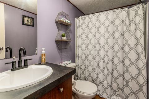 Tiny photo for 104 S Wells Street, Duquoin, IL 62832 (MLS # 12621184)