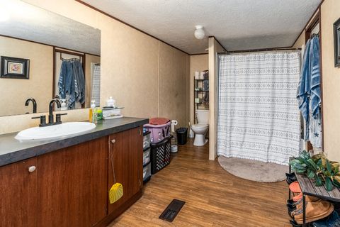 Tiny photo for 104 S Wells Street, Duquoin, IL 62832 (MLS # 12621184)