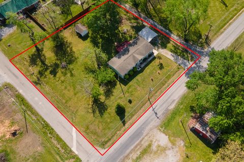 Tiny photo for 104 S Wells Street, Duquoin, IL 62832 (MLS # 12621184)