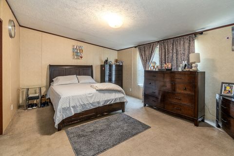 Tiny photo for 104 S Wells Street, Duquoin, IL 62832 (MLS # 12621184)