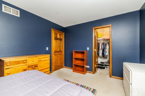 Tiny photo for 381 Millington Lane, Aurora, IL 60504 (MLS # 12613797)