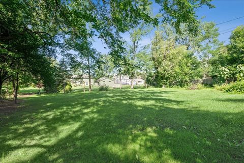Tiny photo for 1004 S Grove Avenue, Barrington, IL 60010 (MLS # 12484380)