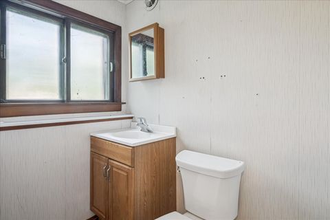 Tiny photo for 1004 S Grove Avenue, Barrington, IL 60010 (MLS # 12484380)