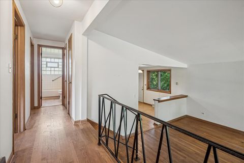 Tiny photo for 1004 S Grove Avenue, Barrington, IL 60010 (MLS # 12484380)