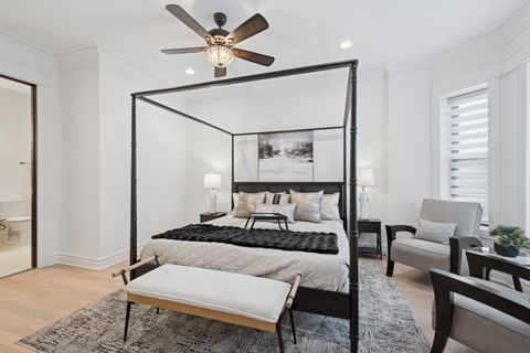 Tiny photo for 515 E Oakwood Boulevard, Chicago, IL 60653 (MLS # 12535051)