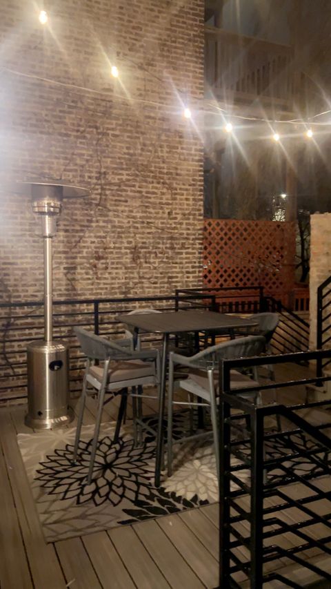 Tiny photo for 515 E Oakwood Boulevard, Chicago, IL 60653 (MLS # 12535051)