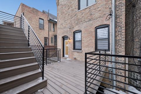 Tiny photo for 515 E Oakwood Boulevard, Chicago, IL 60653 (MLS # 12535051)