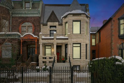 Tiny photo for 515 E Oakwood Boulevard, Chicago, IL 60653 (MLS # 12535051)