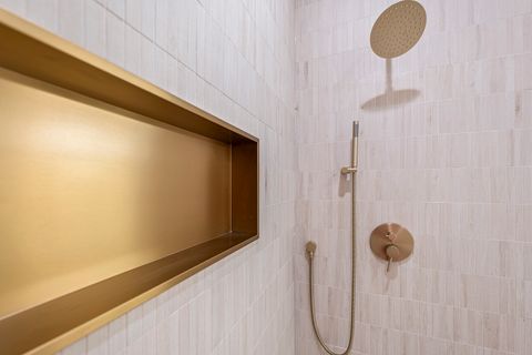 Tiny photo for 515 E Oakwood Boulevard, Chicago, IL 60653 (MLS # 12535051)