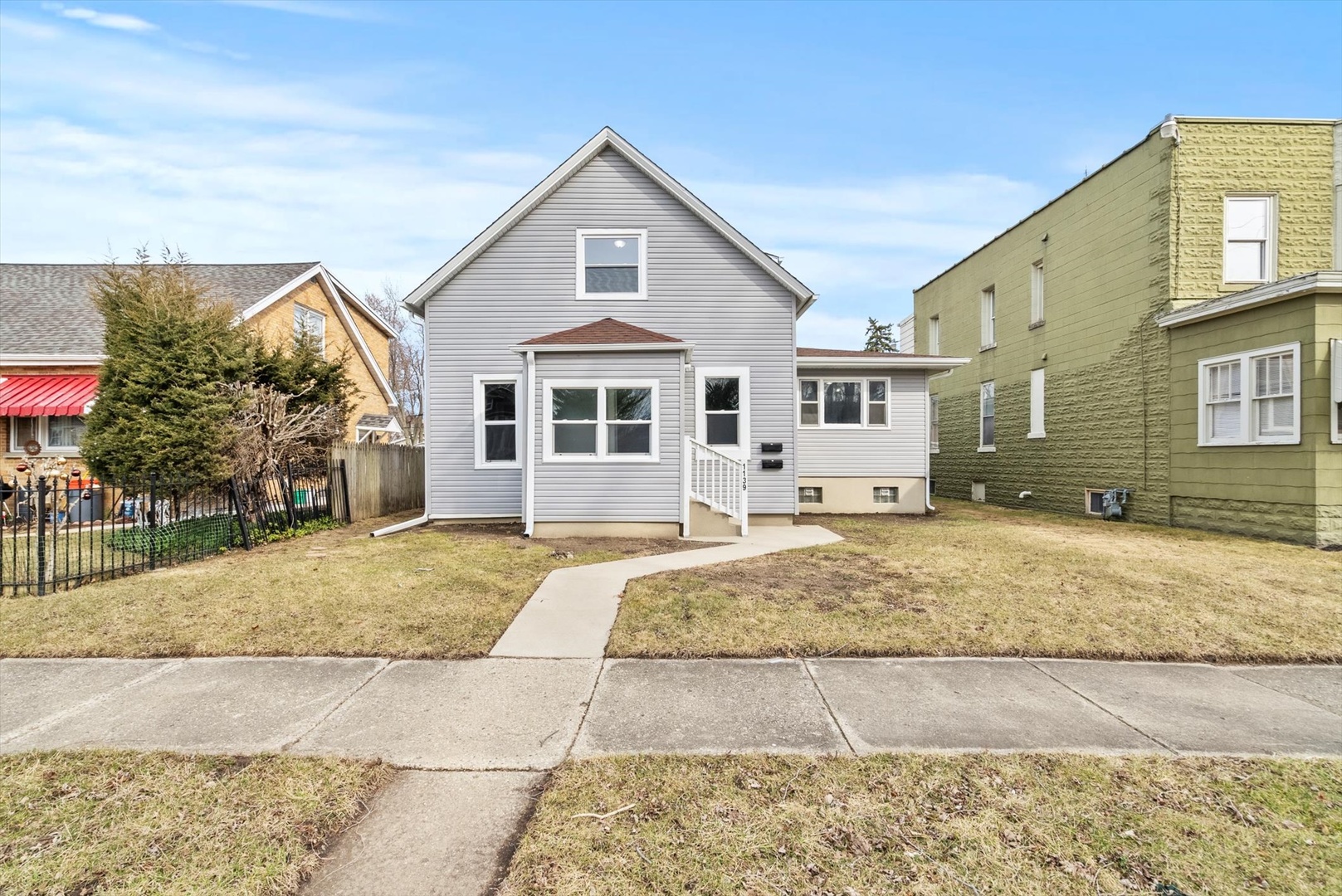 Listing image 2