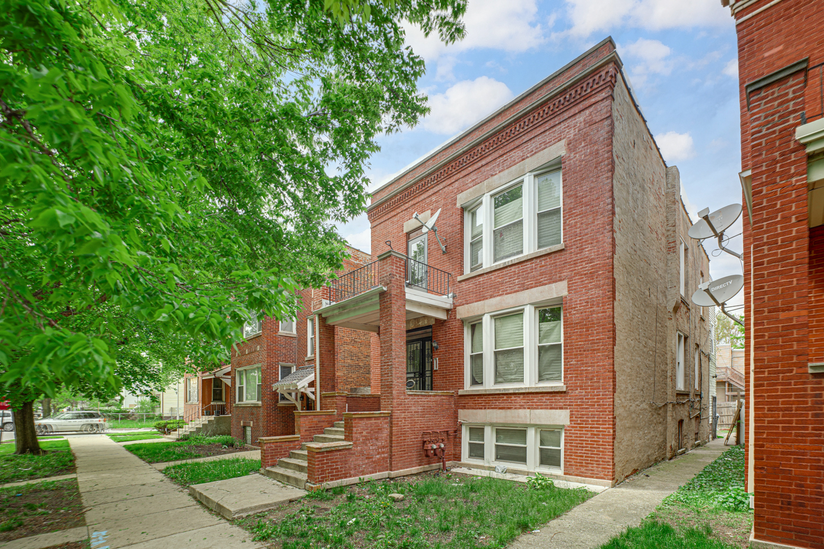 1440 E 76th Street