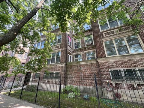 1059 E Hyde Park Boulevard 1 Chicago IL 60615