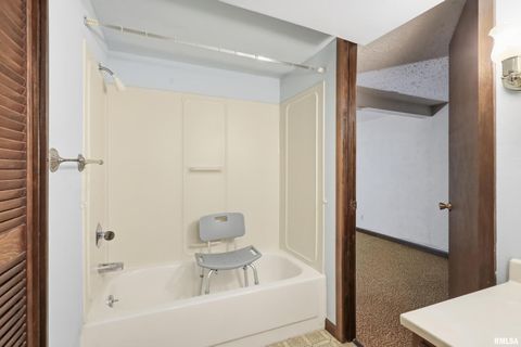 Tiny photo for 1110 HILLANDALE Road, Davenport, IA 52804 (MLS # QC4270092)