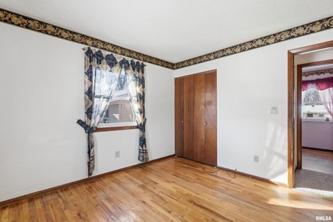 Tiny photo for 1110 HILLANDALE Road, Davenport, IA 52804 (MLS # QC4270092)