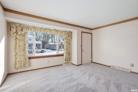 Tiny photo for 1110 HILLANDALE Road, Davenport, IA 52804 (MLS # QC4270092)