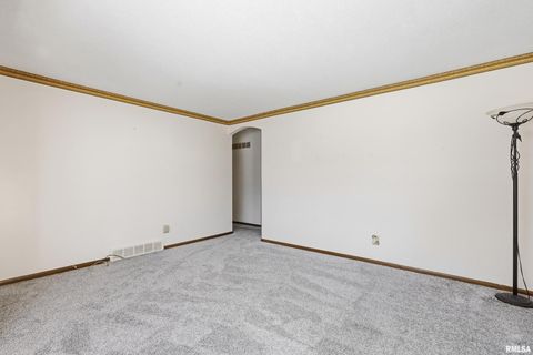 Tiny photo for 1110 HILLANDALE Road, Davenport, IA 52804 (MLS # QC4270092)