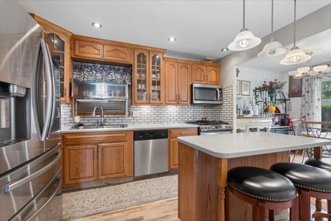 Tiny photo for 15622 Madison Avenue, Dolton, IL 60419 (MLS # 12652682)